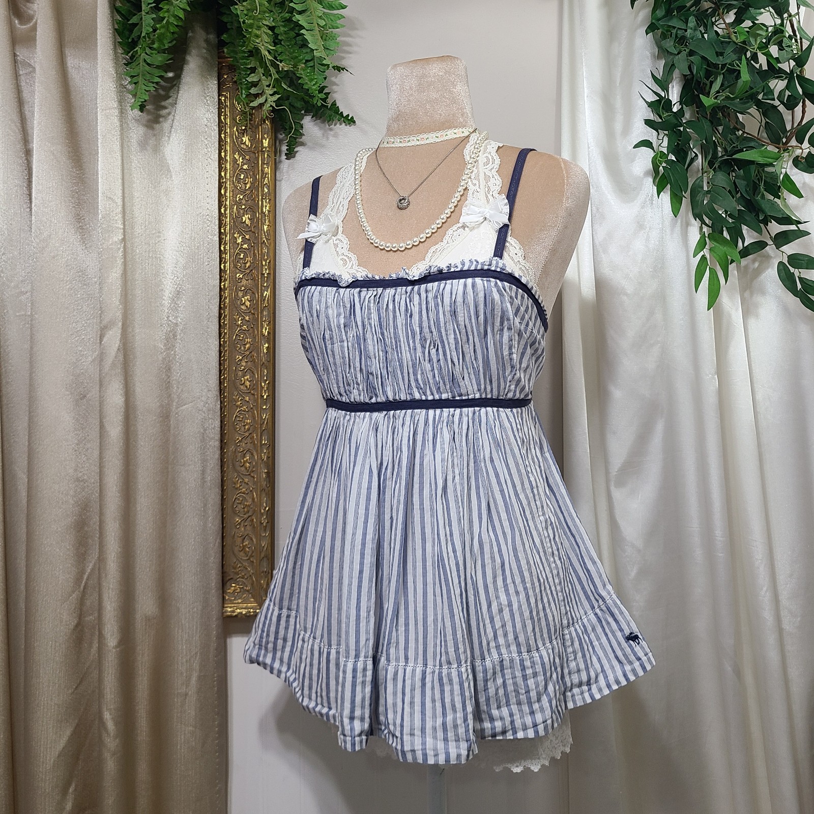 ♡ Y2K ♡ Abercrombie Blue Striped Babydoll Tie Back 100% Cotton Ruffle Tank Top