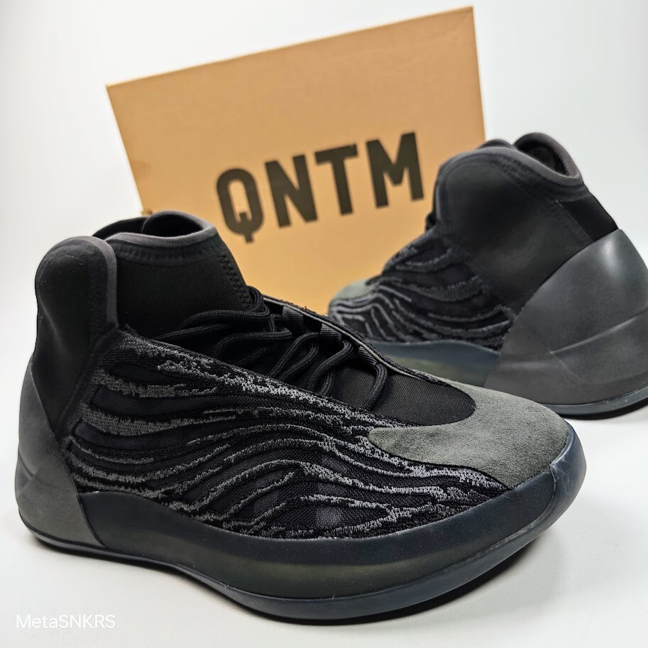Adidas US 13.5 Men’s Onyx Black Grey Boost Lifestyle Rare Yeezy QNTM GX1317 NIB