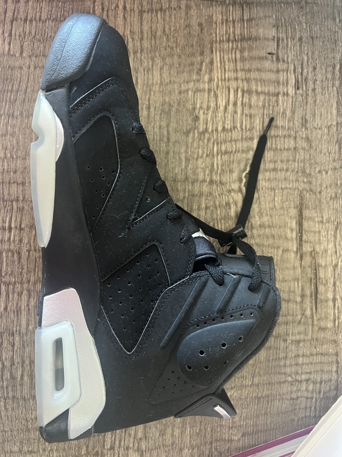 Nike Air Jordan 6 Retro Chrome Metallic Silver Black Size 10.5 DX2836-001 OG Box