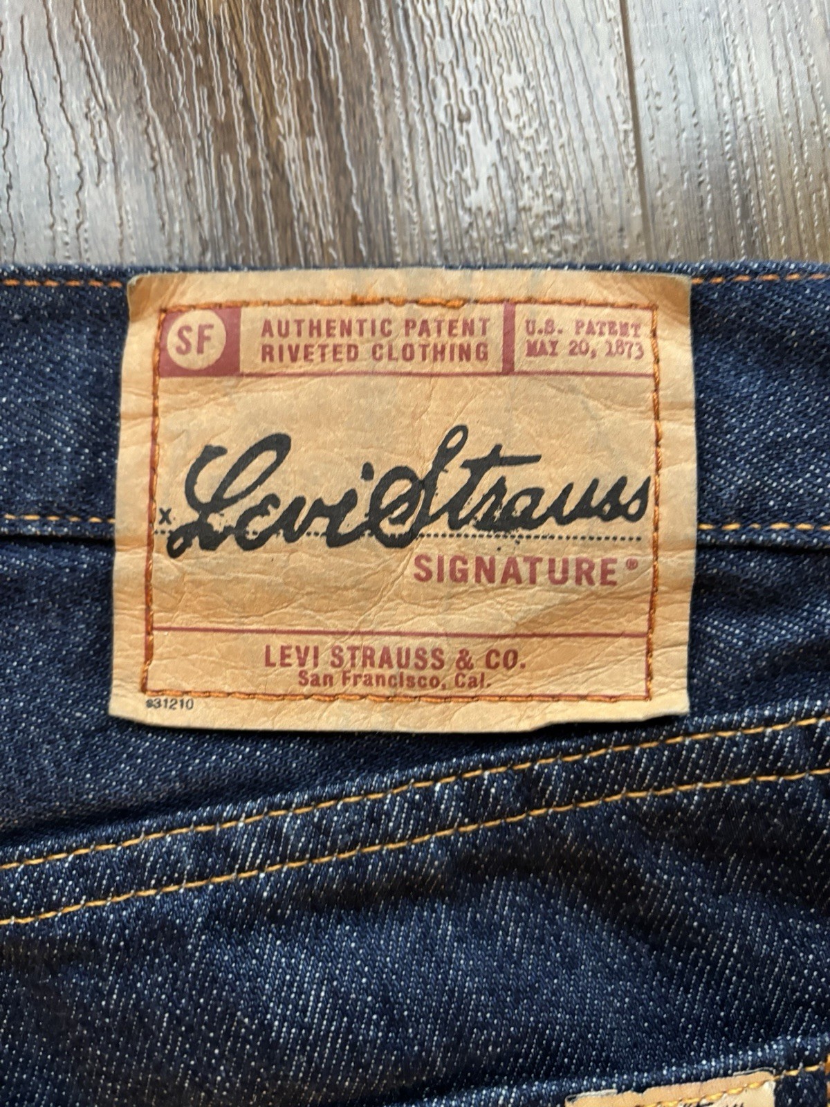 Levis Signature W36 L34 Reg Fit / Wide Leg 2007 Vintage Deadstock BNWOT RRP £159