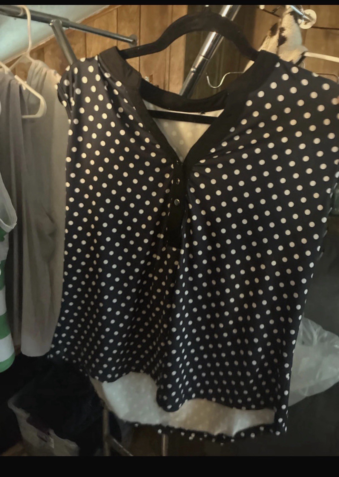 Women’s XL and LG TSHiRT bundle (as pictured)