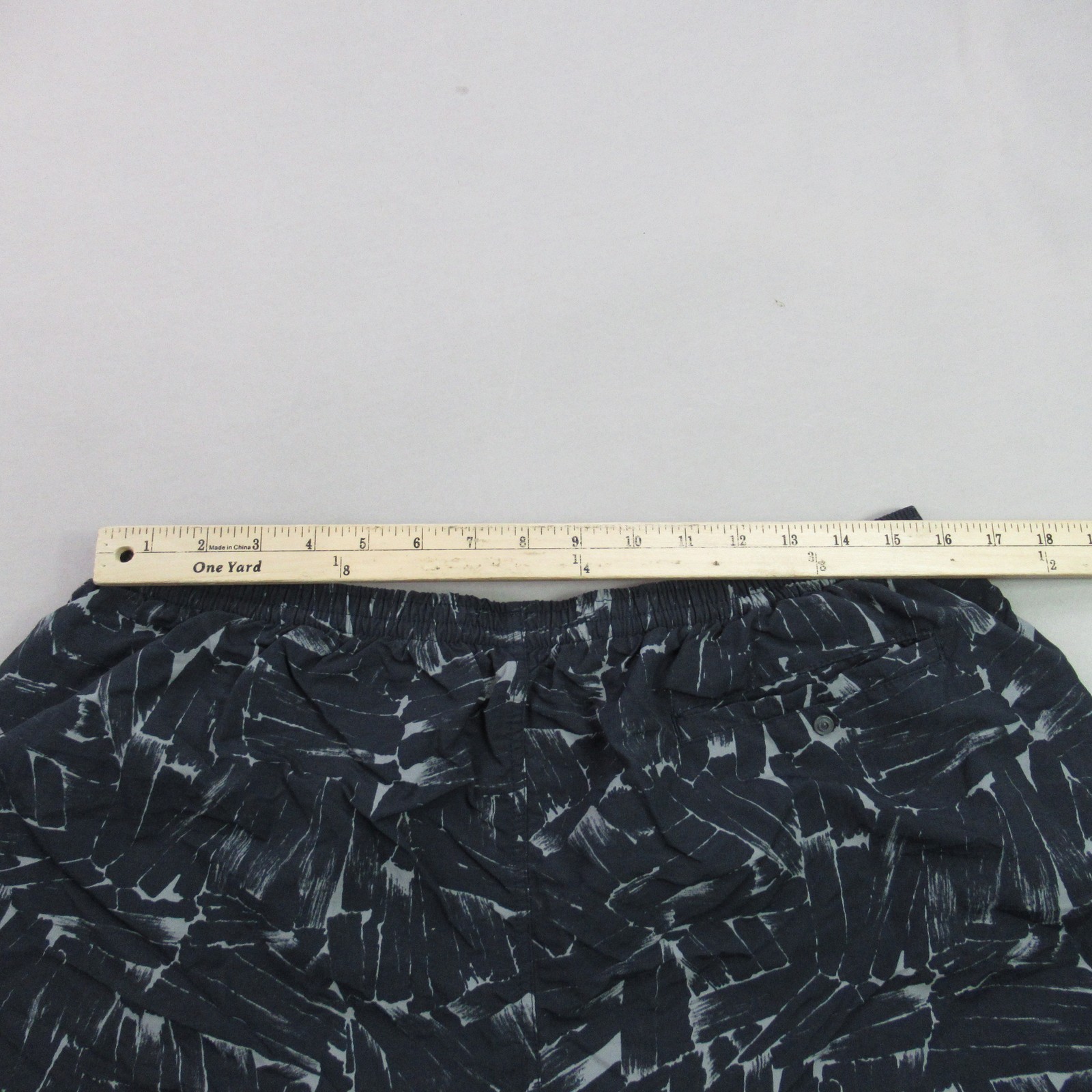 Patagonia Men’s S108-06 Drawstring Swim Trunks Shorts Gray Black Abstract