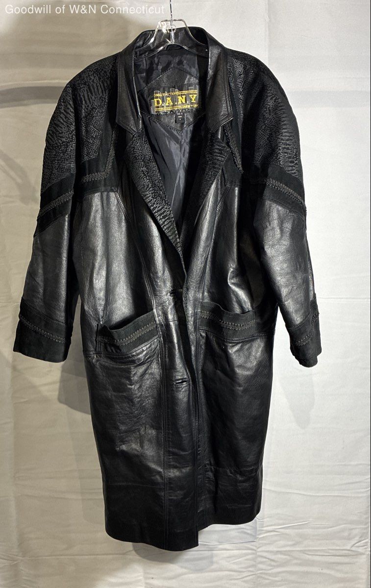 Vintage 90s D.A.N.Y. New York Women’s Black Leather Trench Coat Embossed Sz M
