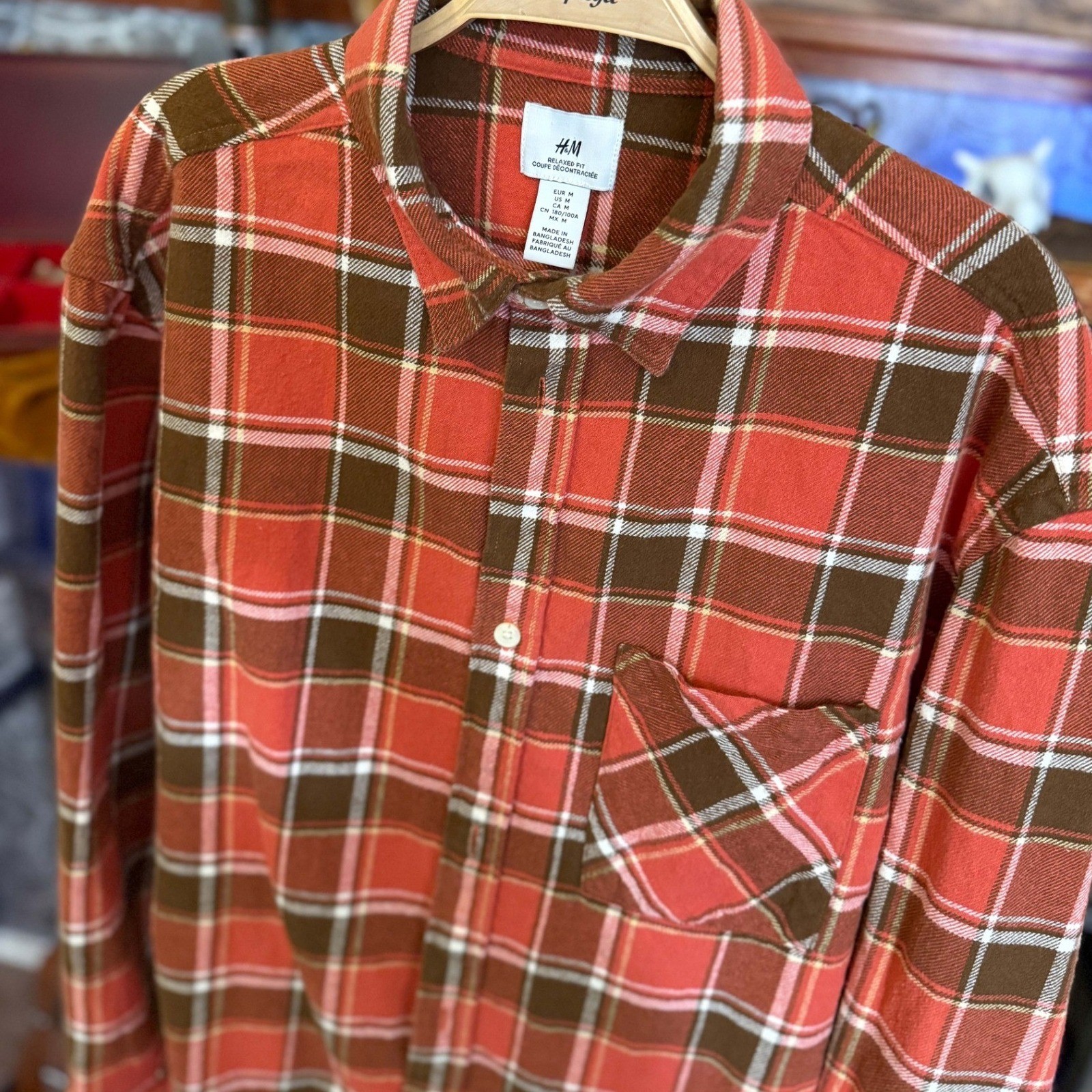 Relaxed Fit Flannel Shirt Orange Brown Plaid Mens Medium Button Up Grunge Fit