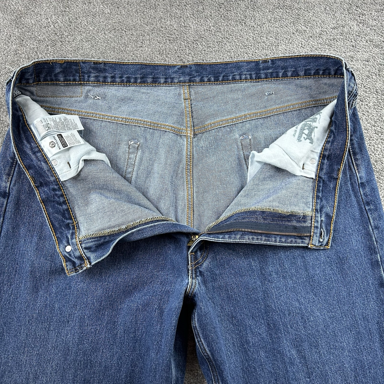 Levis 550 Relaxed Fit Jeans Mens 44×29 (46×30) 100% Cotton Blue Med Wash Classic