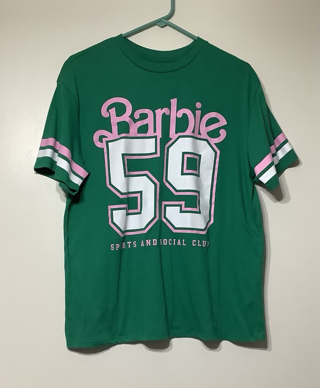 Barbie Green Graphic Print Logo T-Shirt Crew Neck Short Sleeve Womens Small