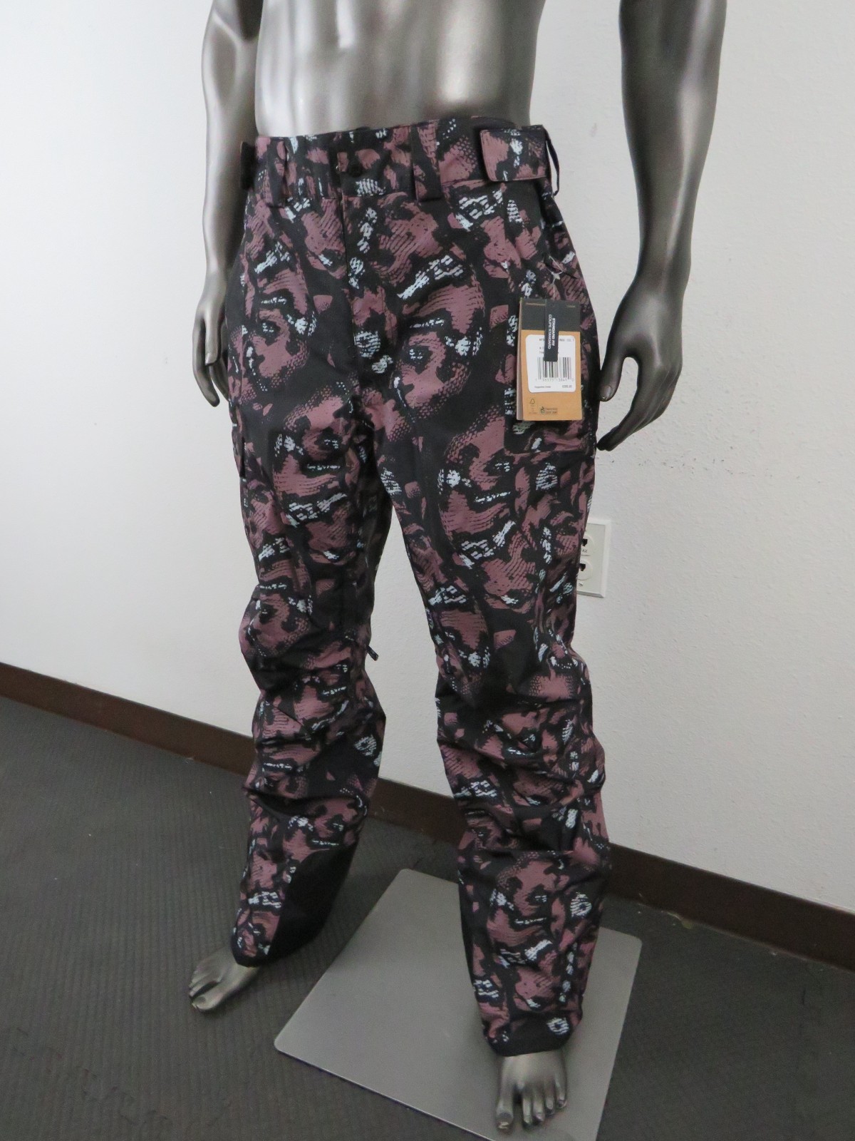 Mens The North Face Freedom Ski Shell Waterproof Snow Pants Black Snake Print