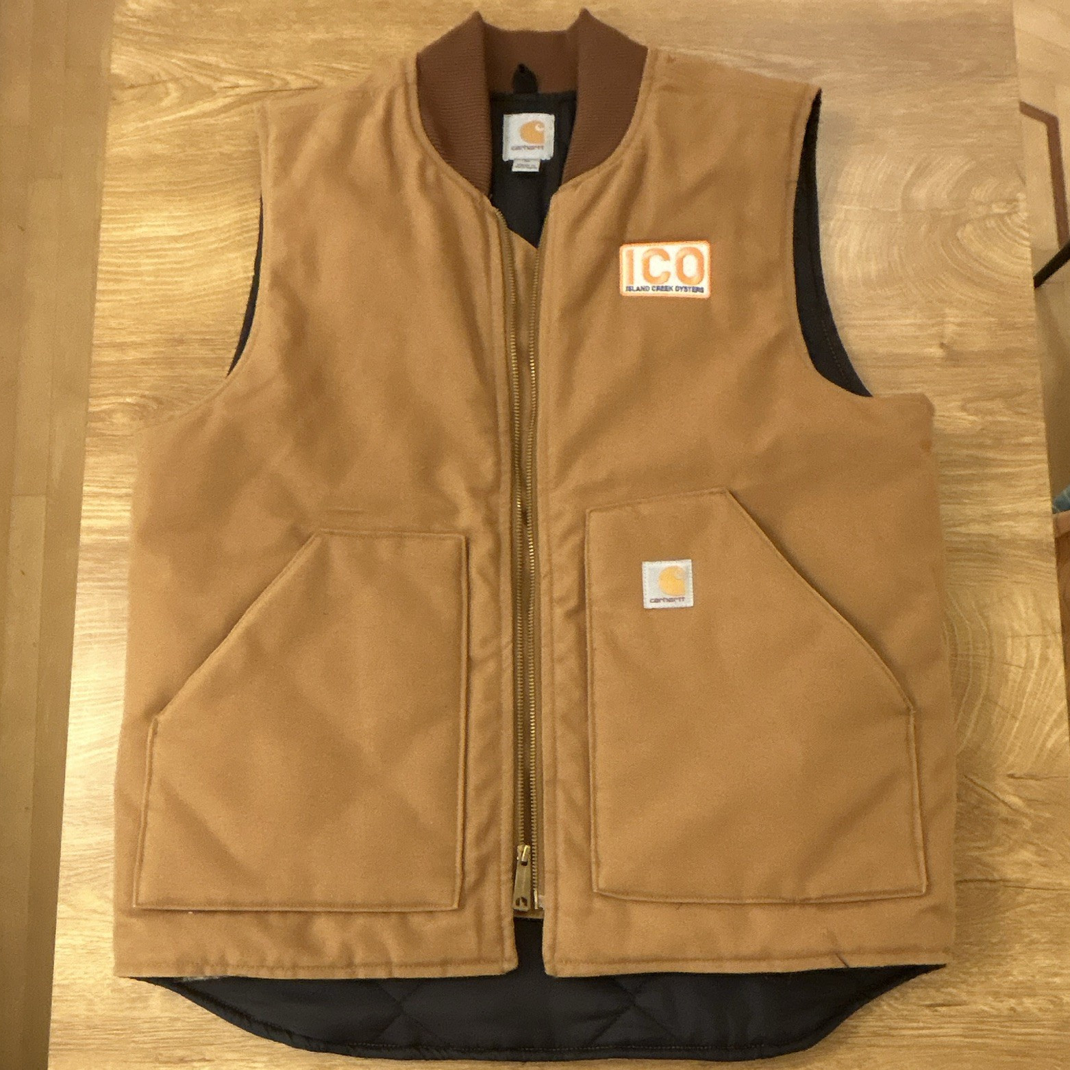 Island Creek Oyster (Duxbury, MA) Carhartt Brown Quilted Lined Zip Vest Men’s M