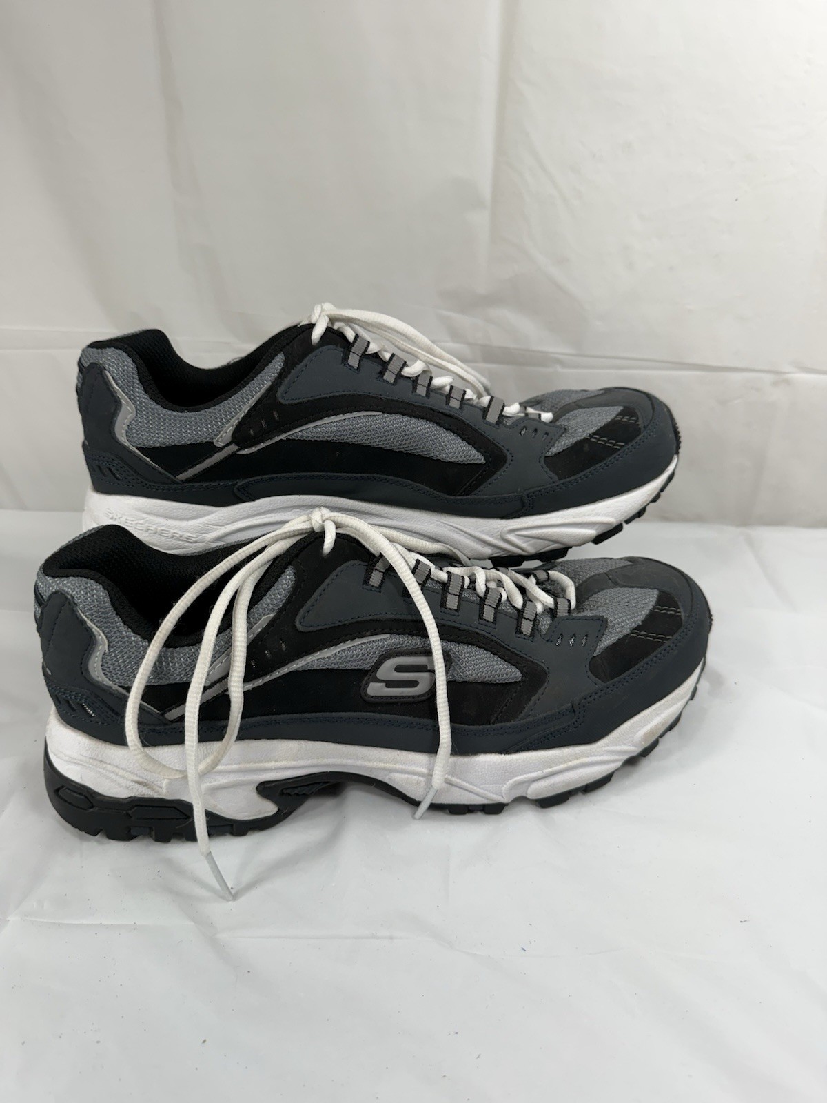 Skechers Stamina Nuovo Men Leather Walking Casual Sporty Sneakers Shoes 10