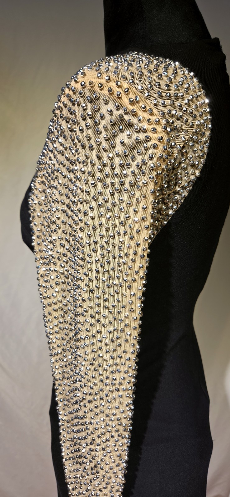 XSCAPE Black Beaded Mesh Long Sleeve Sheath Dress High Neck Zip Knee Size 2