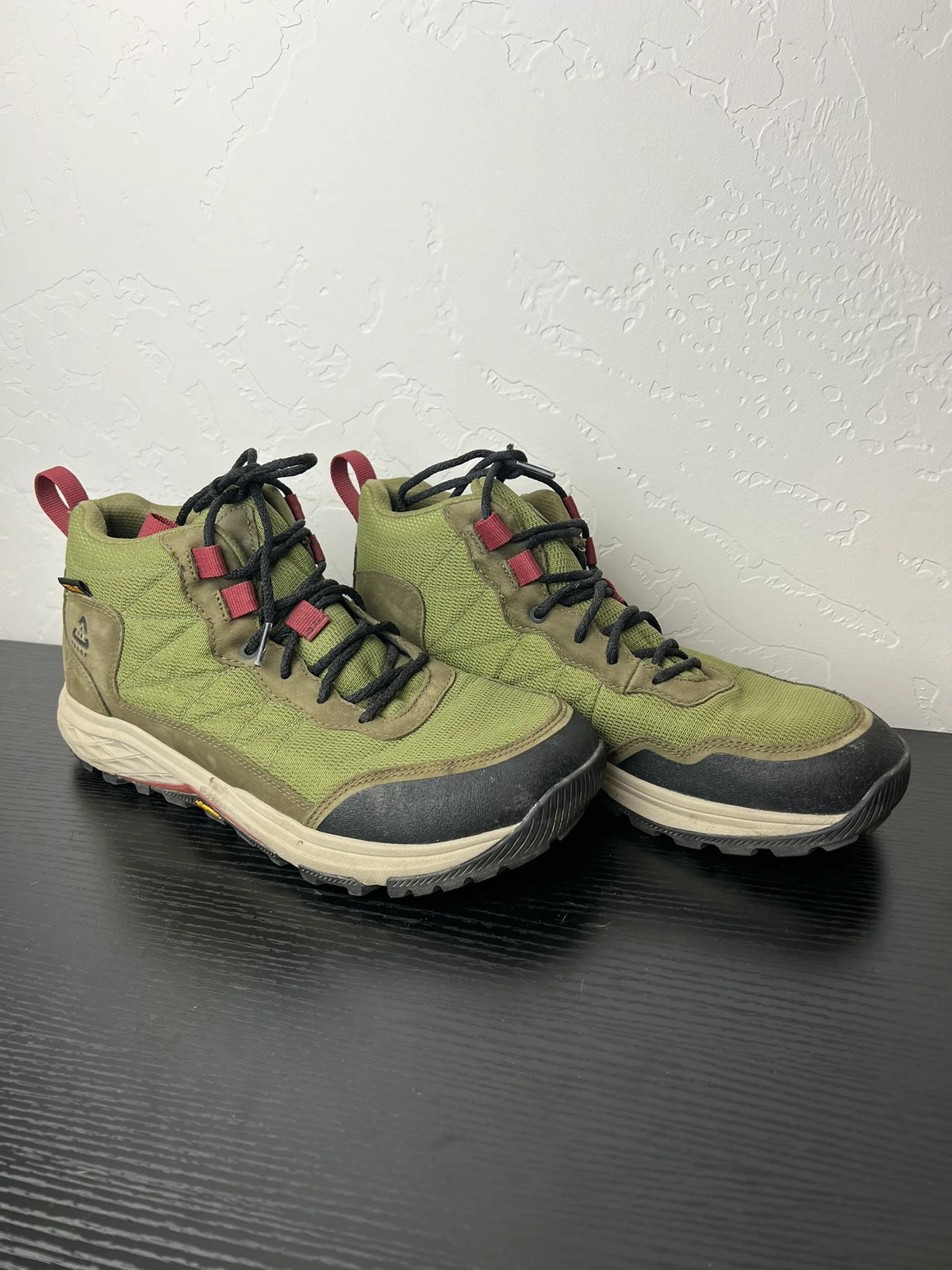 Teva Ridgeview VaRapid Mid Hiking Boots Olive Green Vibram Mens US 10 EU 43