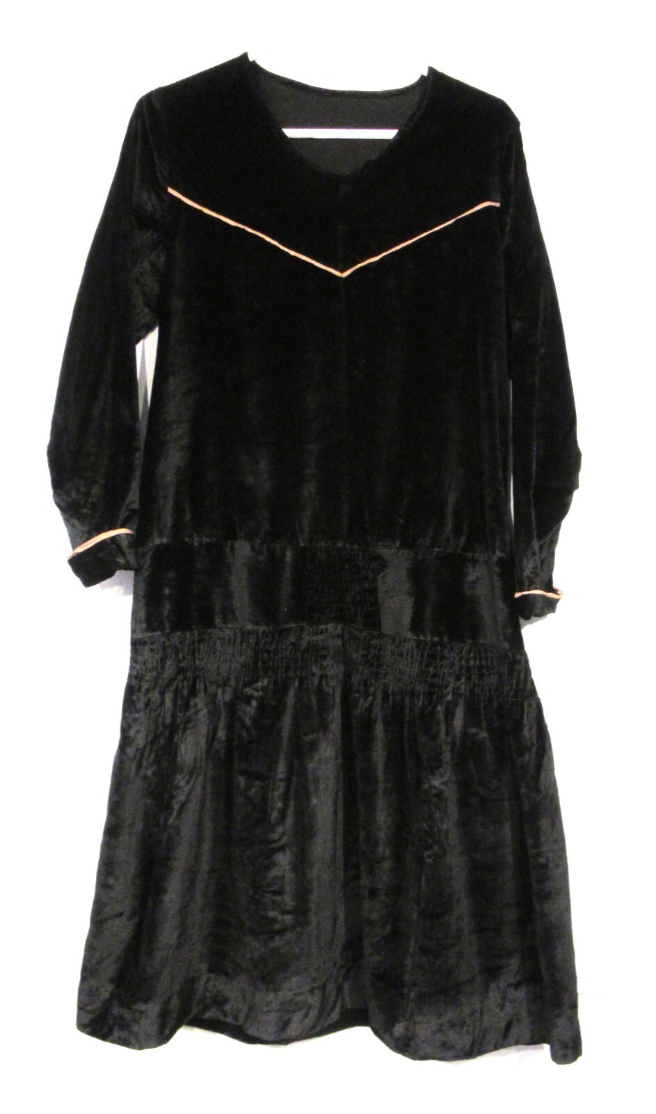 ANTIQUE VINTAGE 1920S DRESS BLACK COTTON VELVET DROP WAIST PRIM STRONG M F10