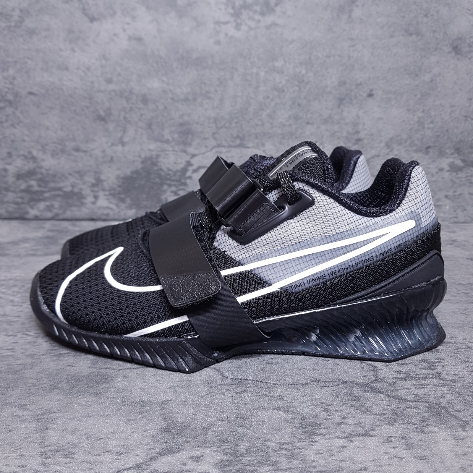 NIKE Romaleos 4 Weightlifting Shoes Mens 5 Womens 6.5 Black White CD3463-010