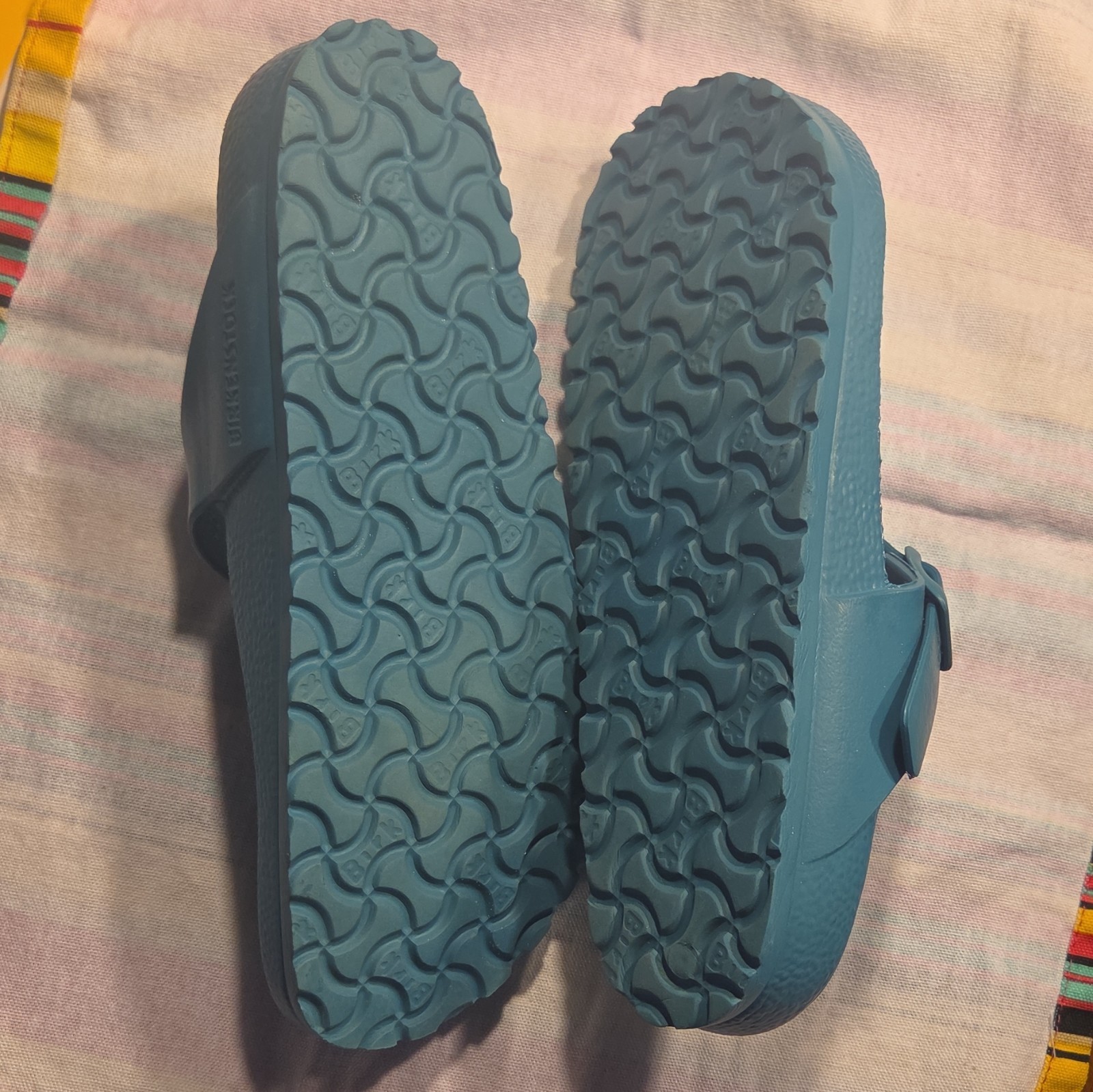 Birkenstock Women’s Turquoise Thong Sandals Gizeh EVA Waterproof EU 39 US 8 -8.5