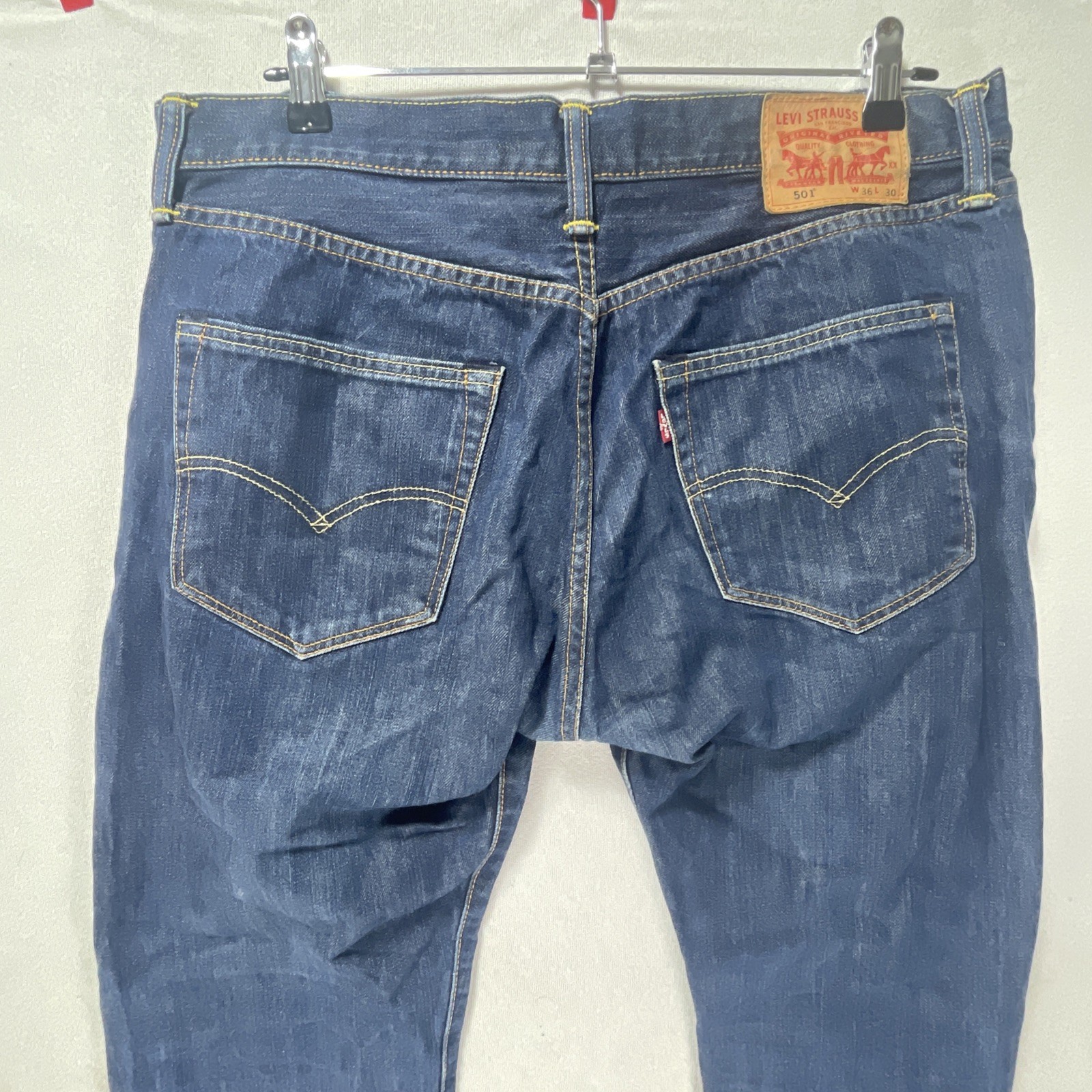 LEVI’S Premium 501 Men’s Jeans Regular Straight Button Fly Denim W36xL30 skuC7
