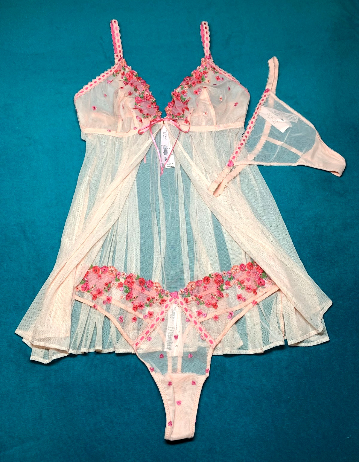 Victoria’s Secret Dream Angels Pink Hearts and Roses Embroidery Babydoll Set M