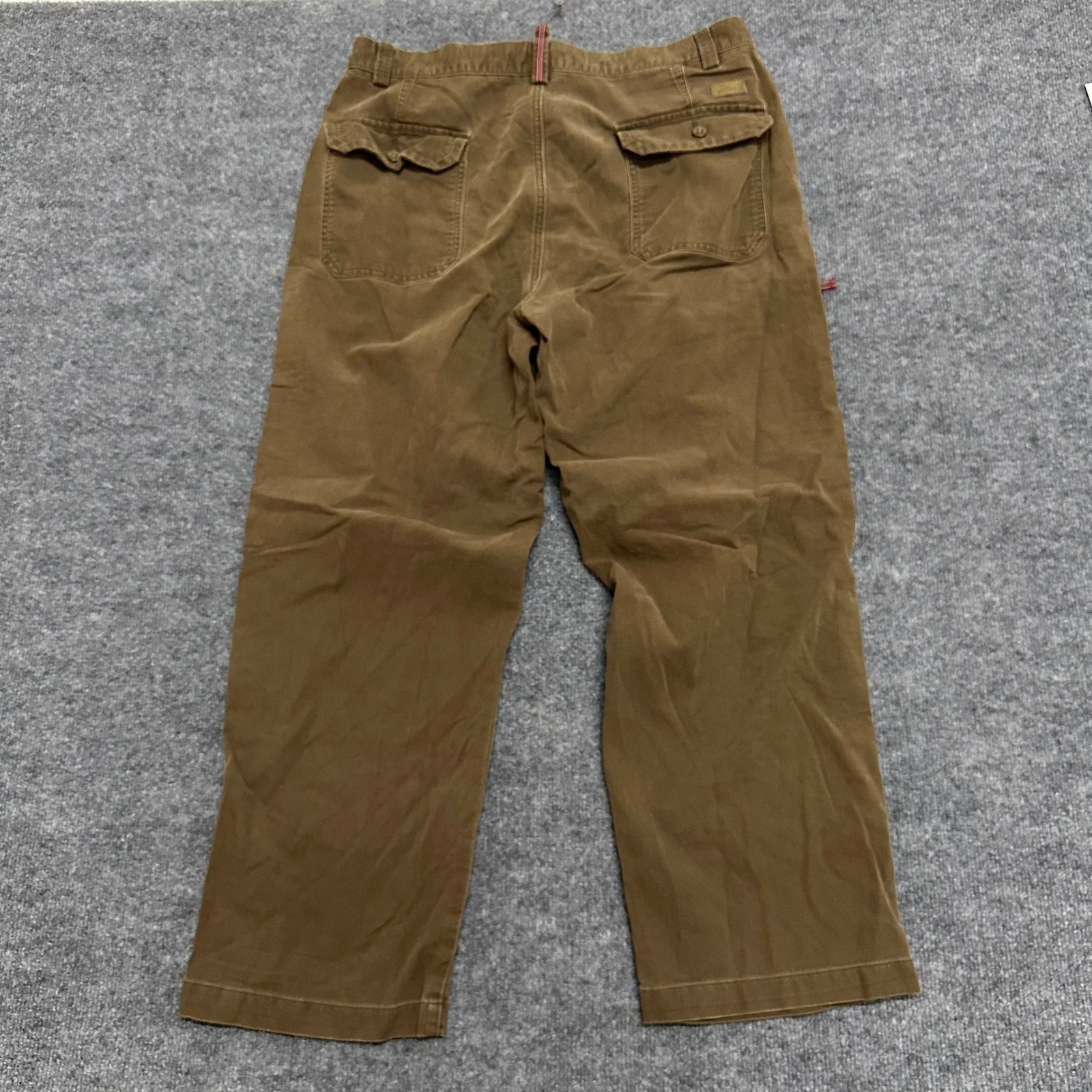 Dockers Pants Mens Size 36×30 Brown Relaxed Fit Flat Front Cotton Casual Chinos