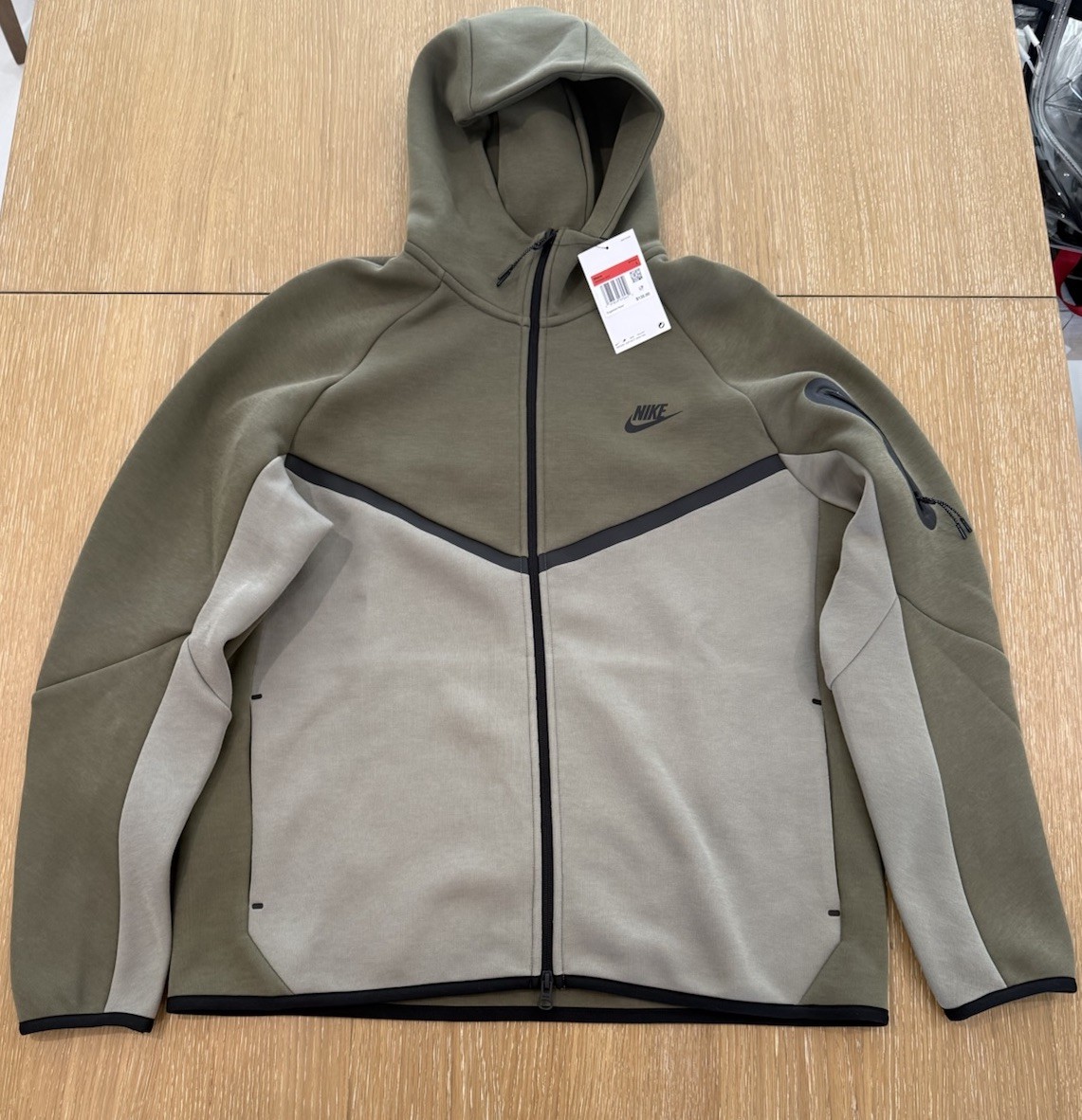 Nike Tech Fleece Windrunner Full Zip Vintage Green Olive Mens Size L HV0949-222
