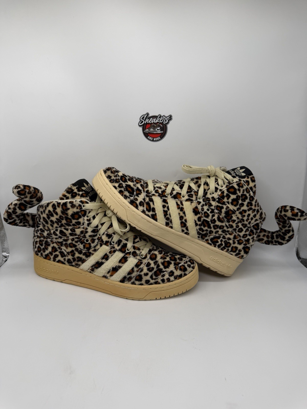 Adidas x Jeremy Scott Leopard Cheetah Animal Tail Wings Bear Mens V24536 Size 12