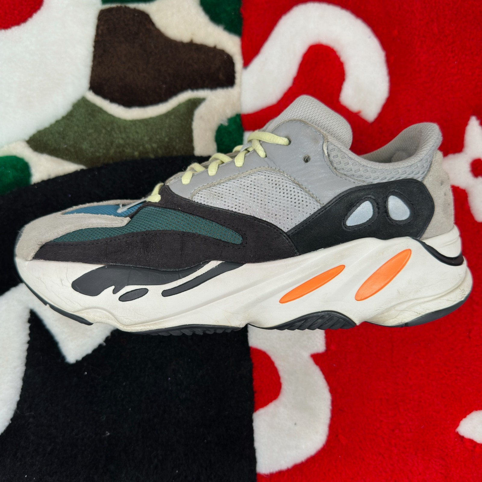 adidas Yeezy Boost 700 Wave Runner B75571 Men’s 9 *USED/NO BOX*