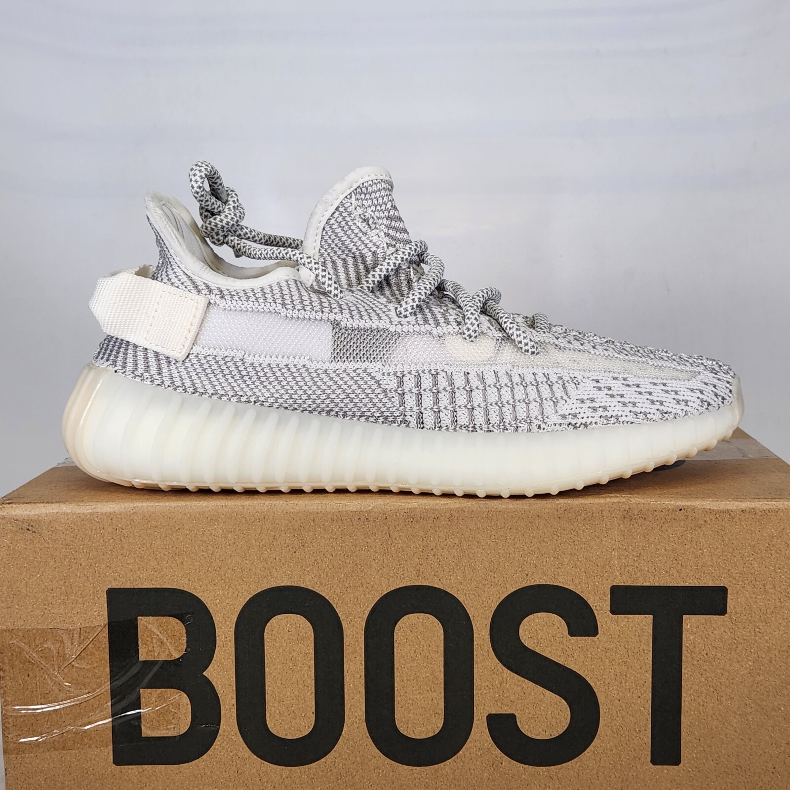 Size 5 – adidas YEEZY BOOST 350 V2 – Static – Mens – EF2905