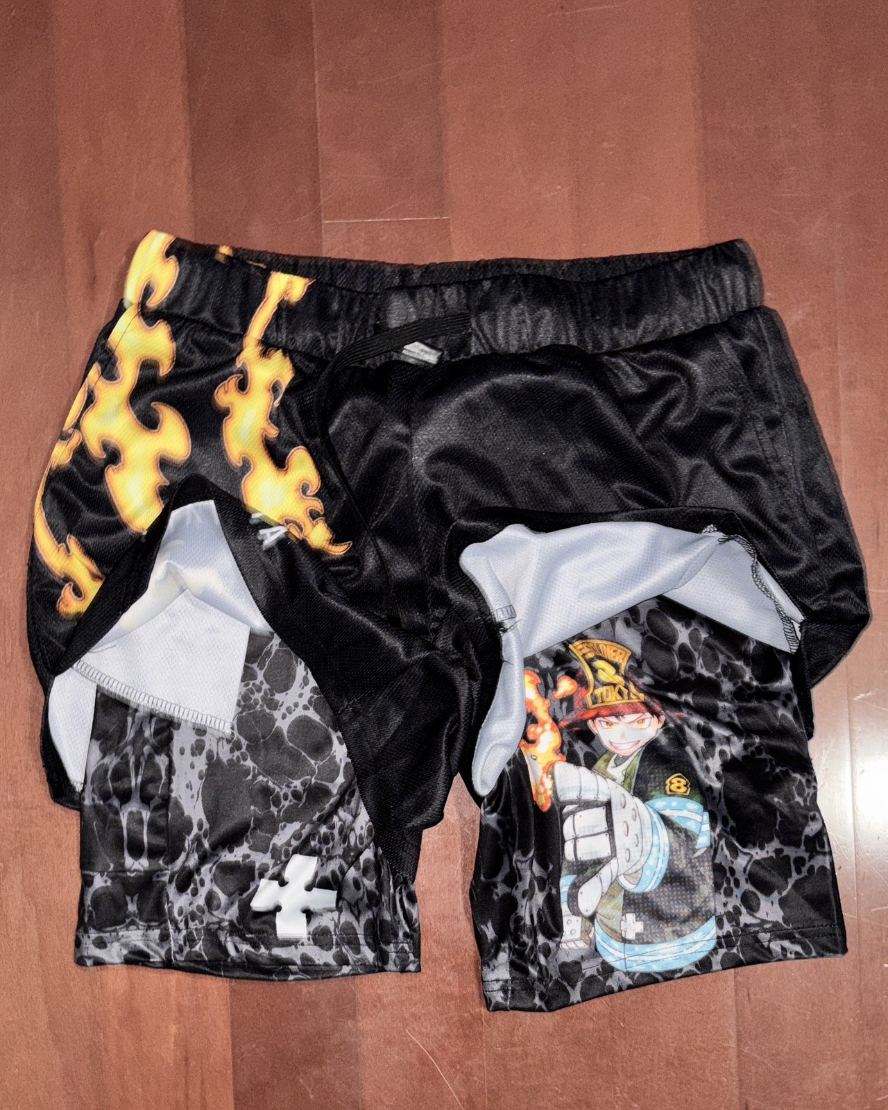 Invicta Kuru Shorts Mens Medium Anime Double Layer Black