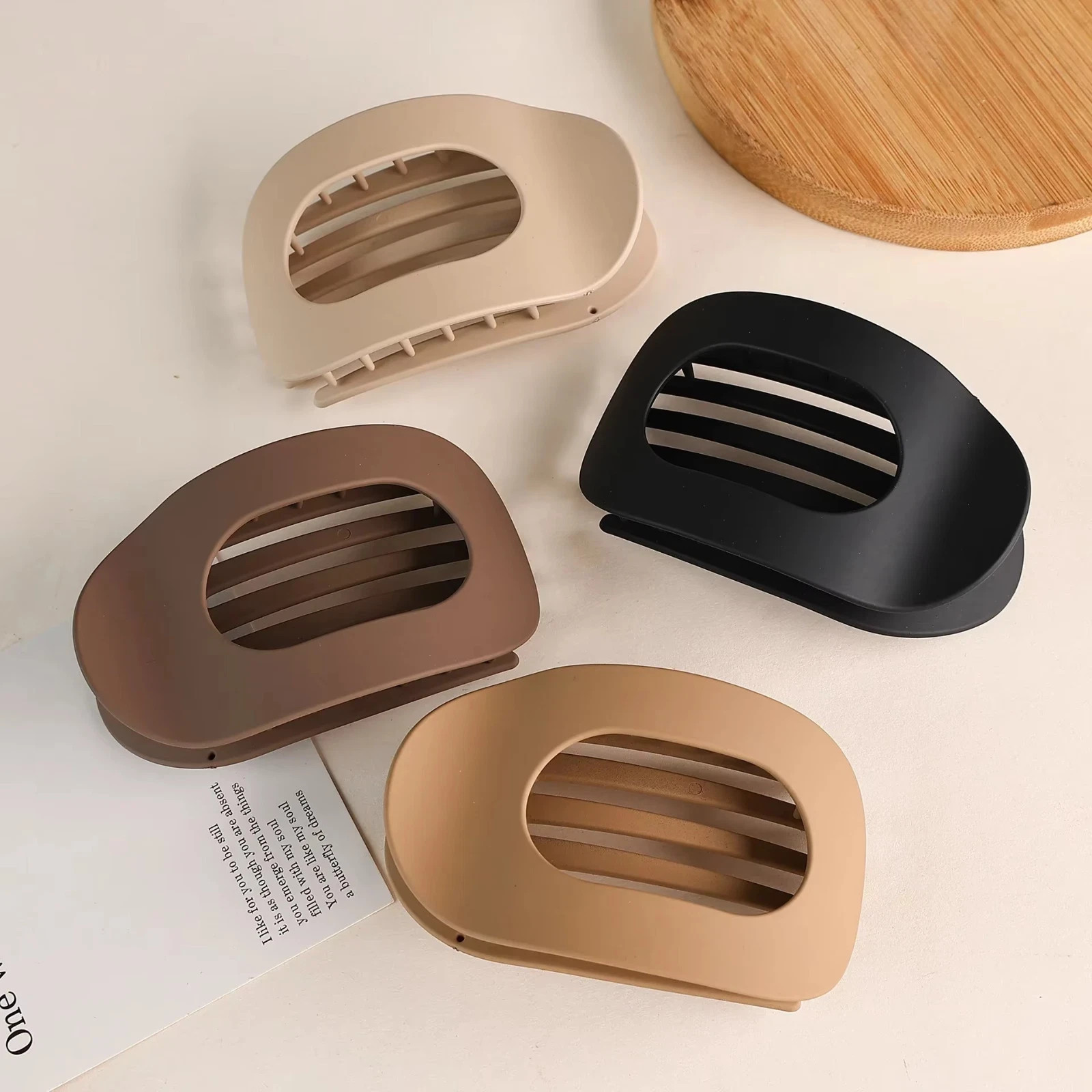 4 PCS Flat Hair Clips for Women, Lay down Claw Clip Strong Hold Square Hair Acce