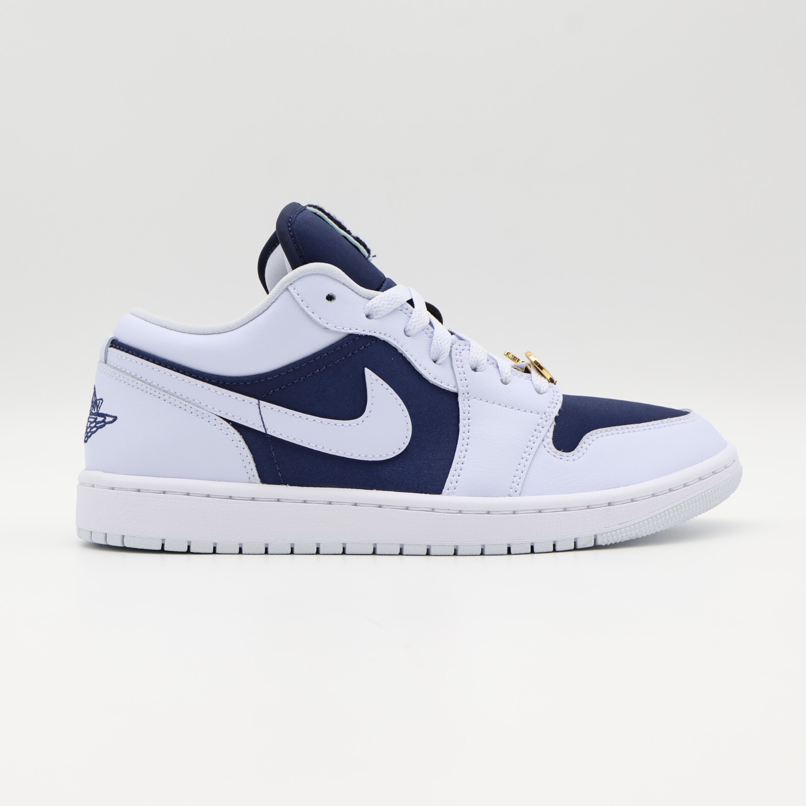 FZ8778-044 Nike Women’s Air Jordan 1 Low Football Grey (Women’s)