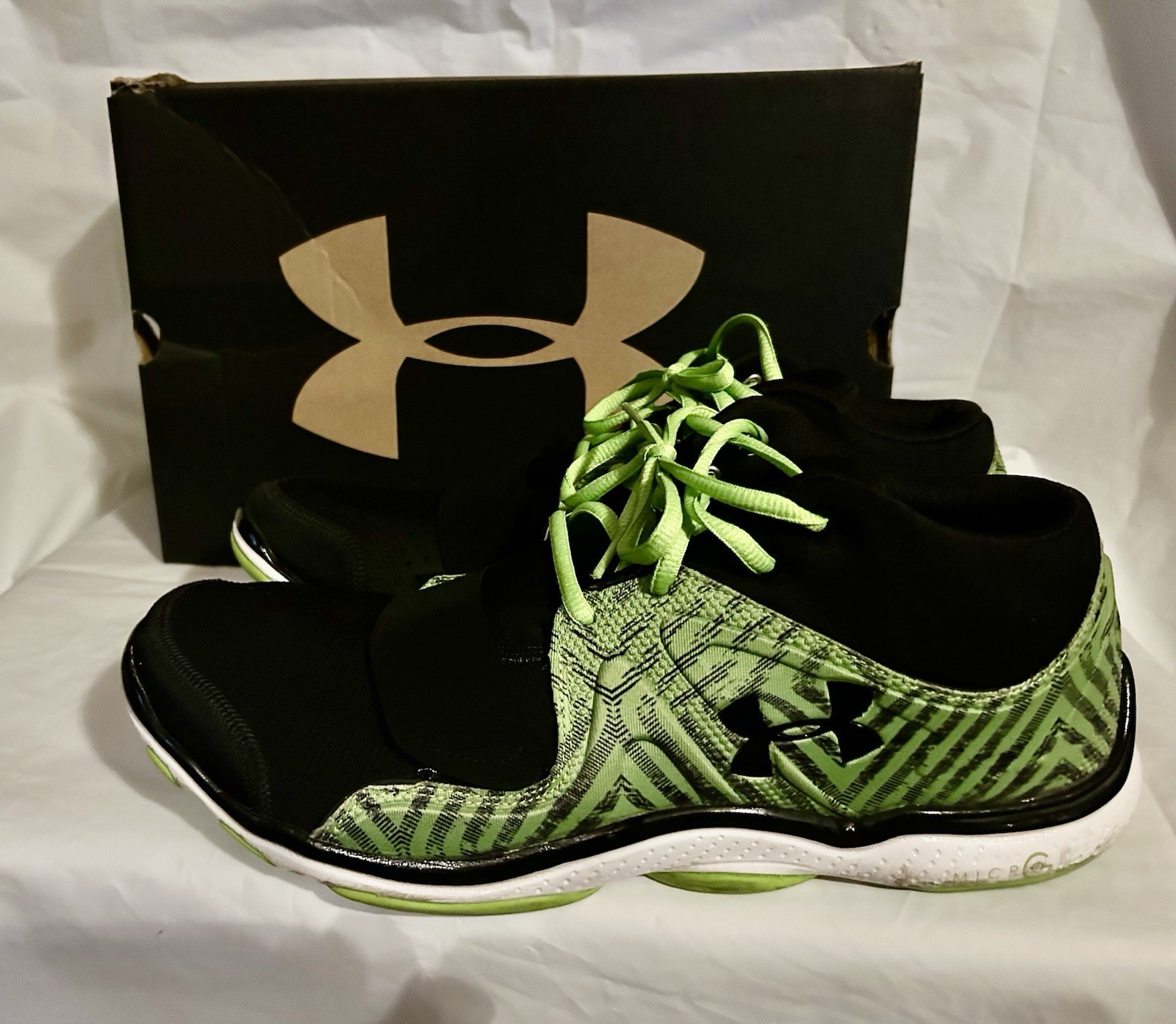 Under Armour Micro G Renegade Mid Sz 13 Black Hyper Green 1239592-004 Mens