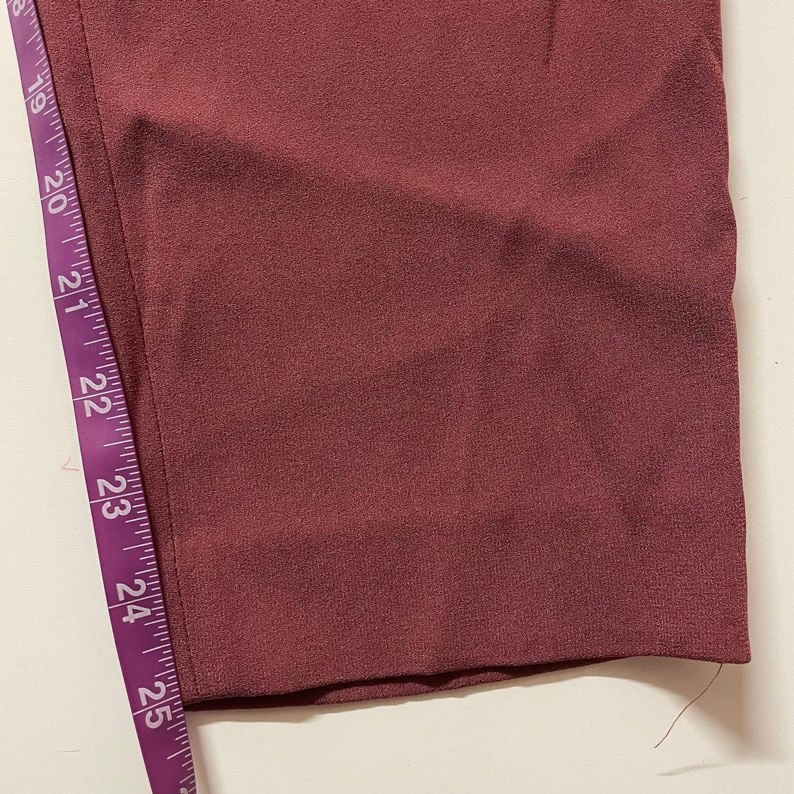 Babaton Aritzia Burgundy/Brick Red Tapered Leg Pants Size 4 EUC