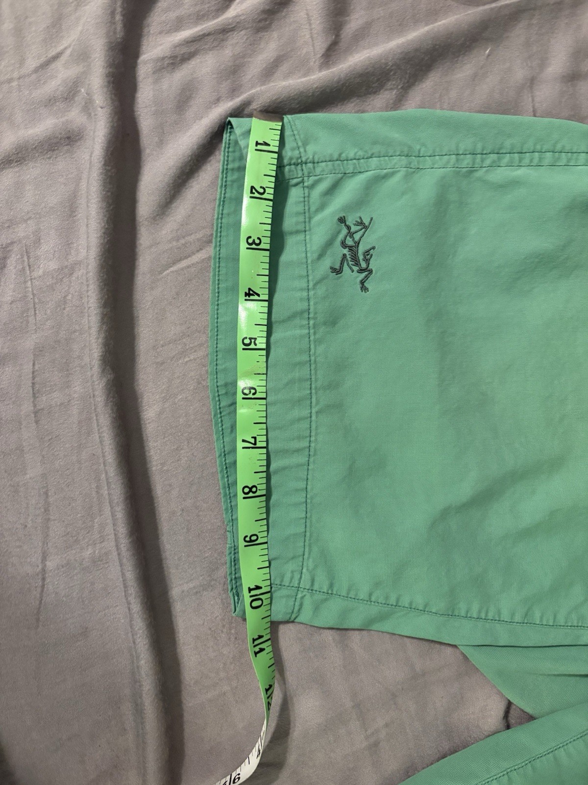 Arc’teryx Men’s Atlin Chino Shorts 10 Inch Inseam Green, Trim Fit Size 34