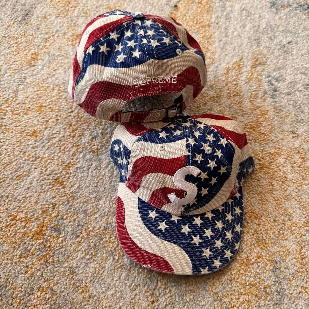 SUPREME SS26 PIGMENT COATED S LOGO 6 PANEL HAT AMERICAN FLAG