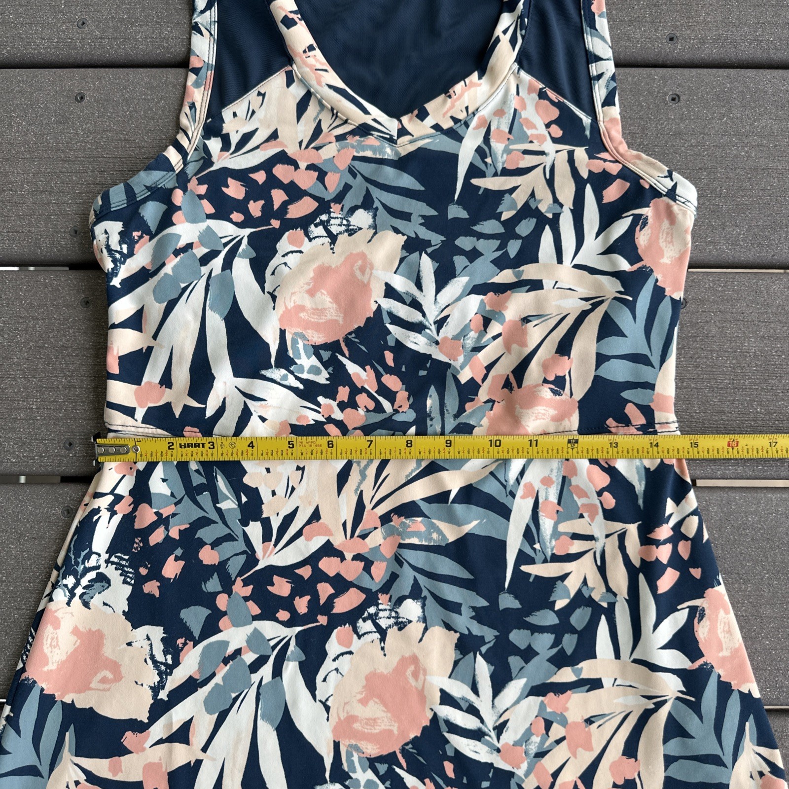 TITLE NINE Size S Athletic Dress Madagascar Blue Pink Built In Bra Zip Pkt