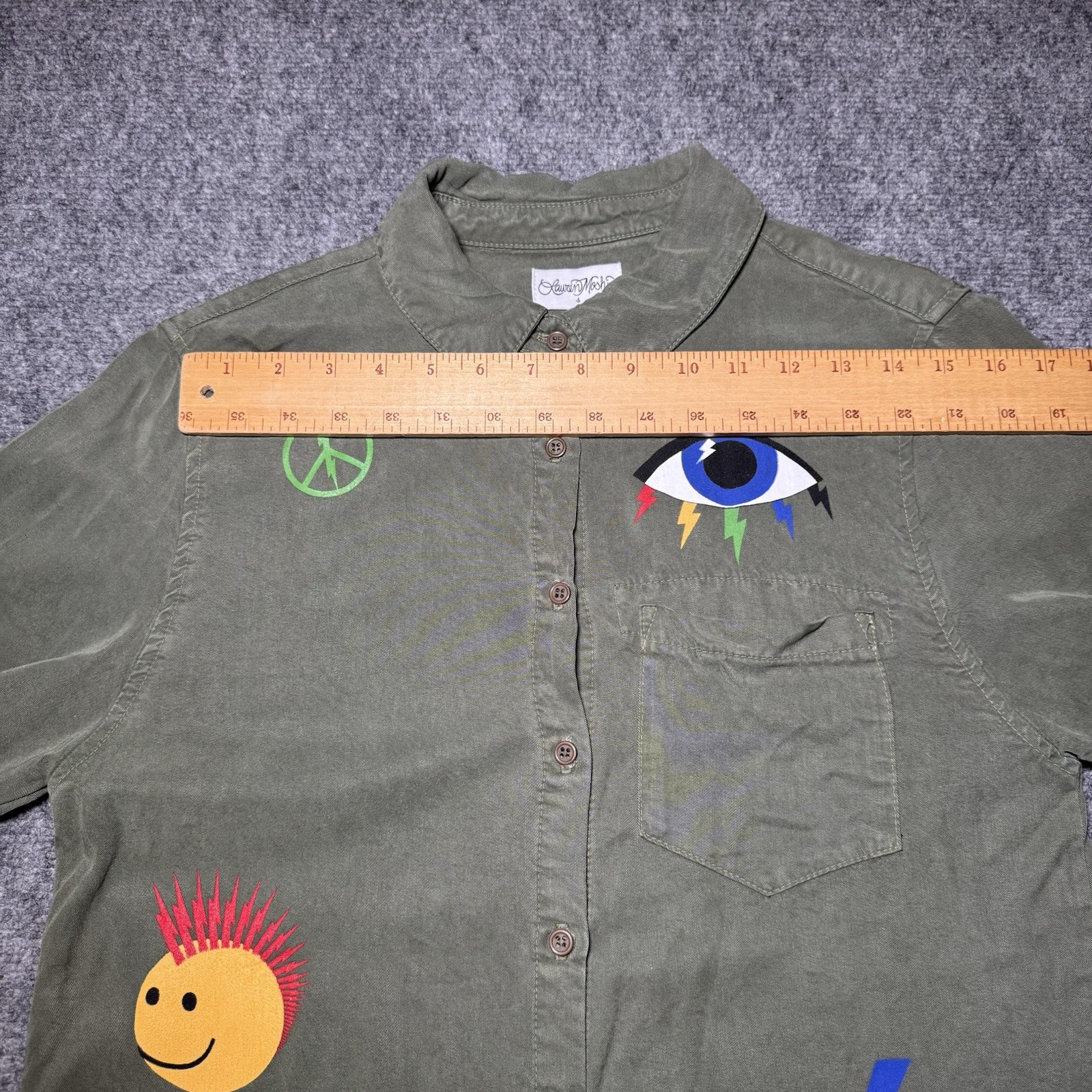 Lauren Moshi Military Green Button Up Shirt Eye Peace Smile Frayed Long Sleeve S
