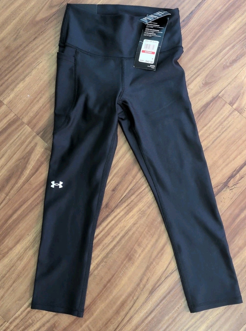 Under Armour HeatGear High Rise Compression Capri Leggings Black XS Free Ship