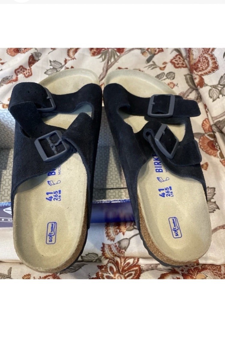 Birkenstock Arizona Soft Footbed Regular fit women’s size:10/men’s size:8 $150