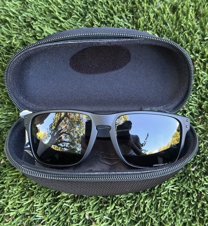 Oakley Holbrook XXL Sunglasses Black Frame Black Prizm Lens Men’s UV400