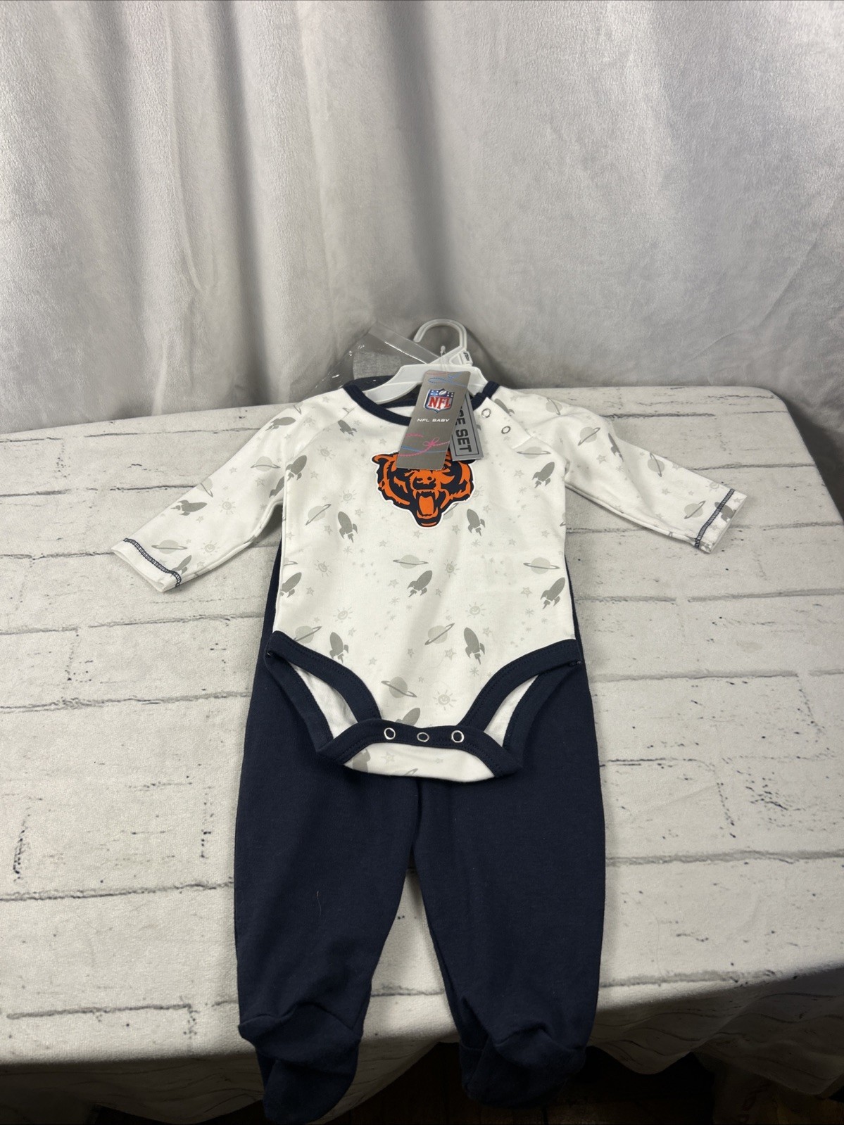 NWT Chicago Bears 3 Piece Sleepwear Set Size 0-3 Months