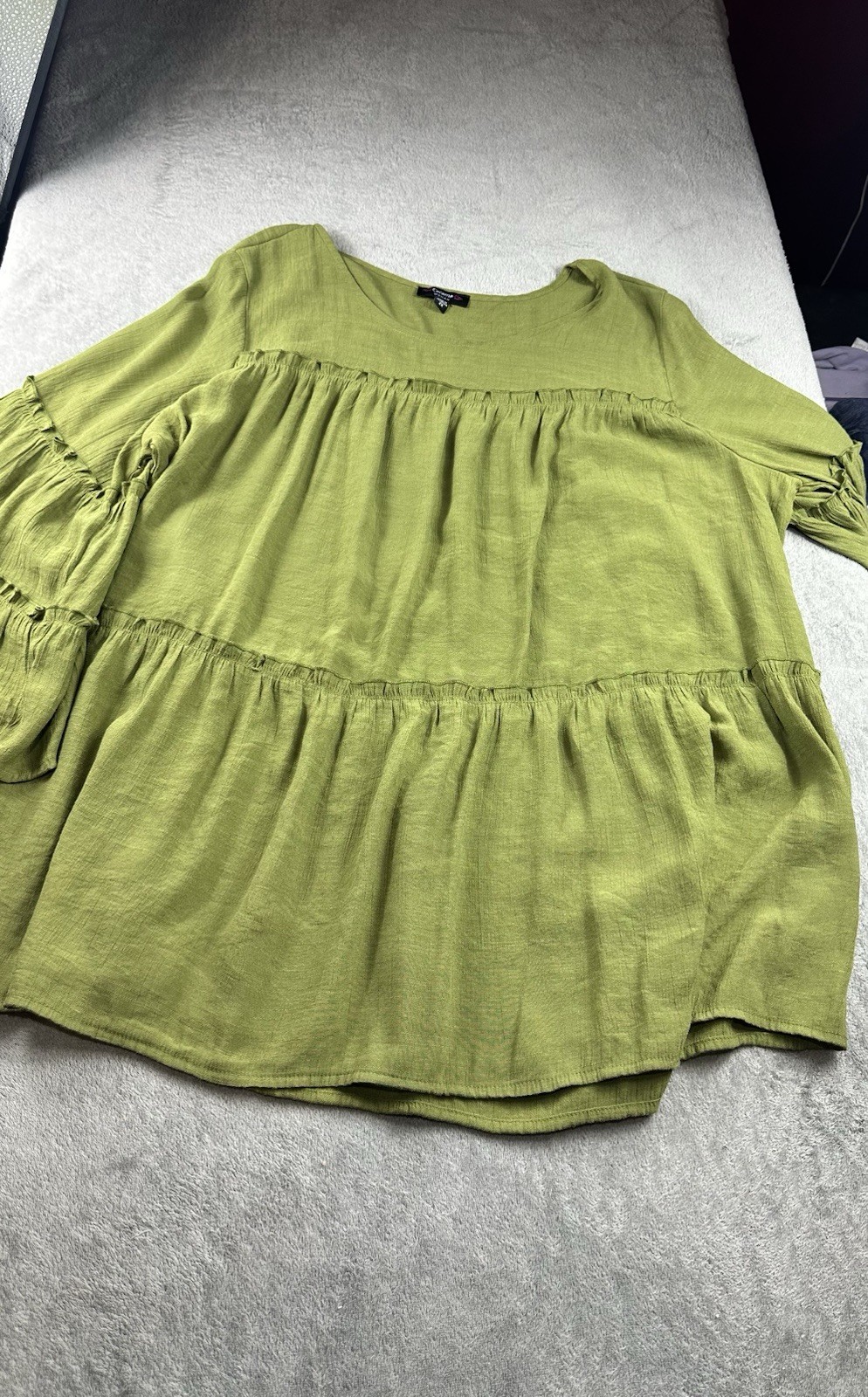 Cocomo Woman Green Tiered Peasant Blouse Size 2X Boho Ruffle Sleeve Tunic Top