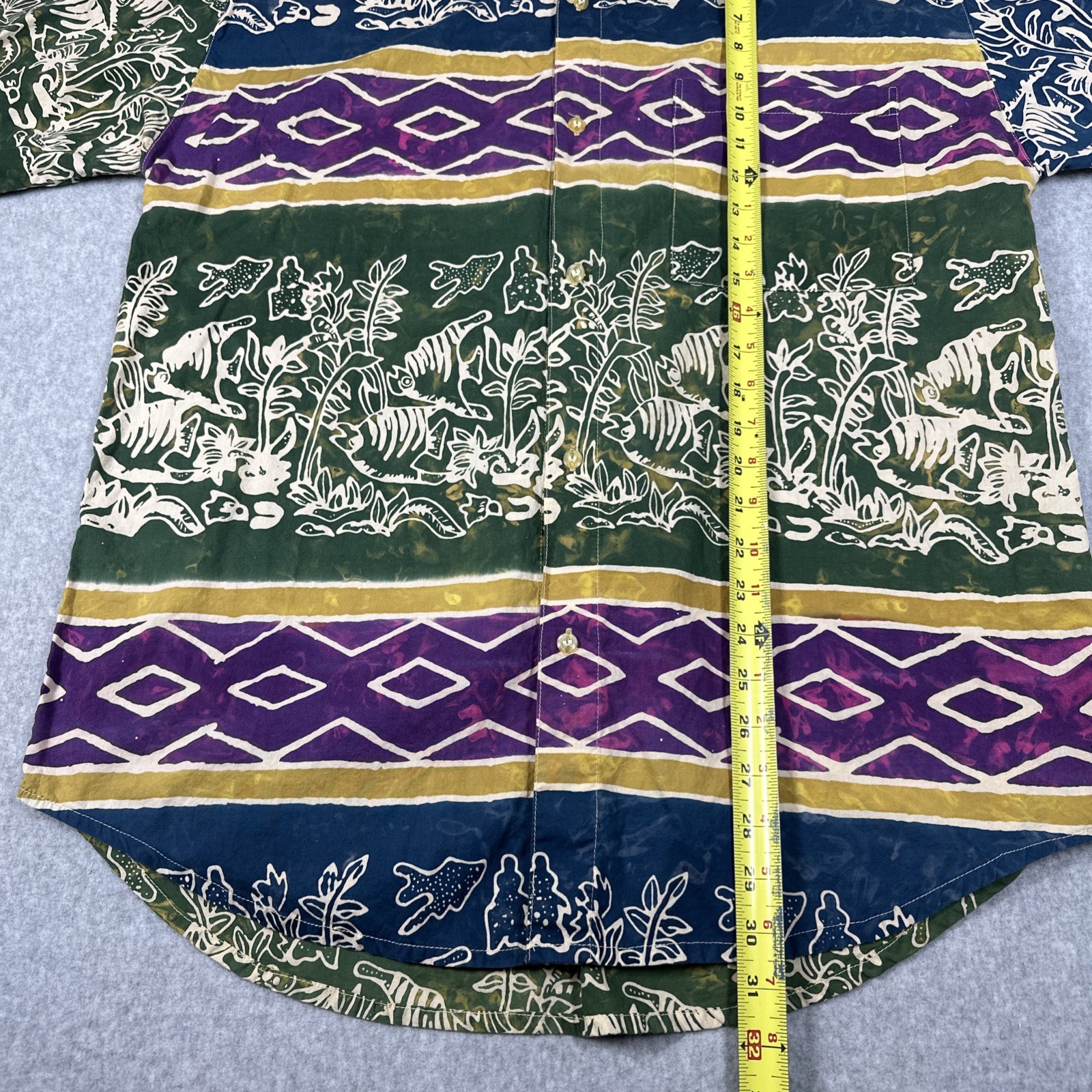 The Territory Ahead Button Up Aztec Tribal Fish Abstract Men’s L Cotton Shirt