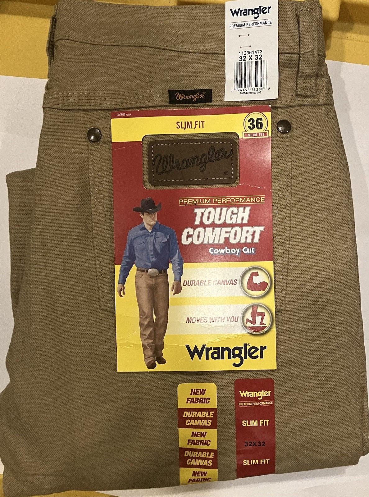 32×32 Wrangler Premium Performance Tough Comfort Cowboy Cut Khaki