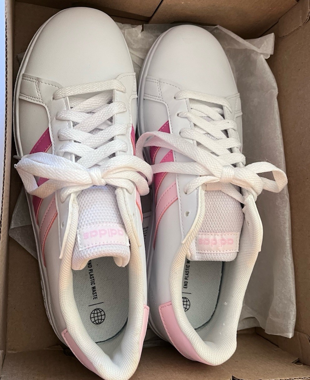 Adidas Grand Court Women’s 6 Tennis Sneakers