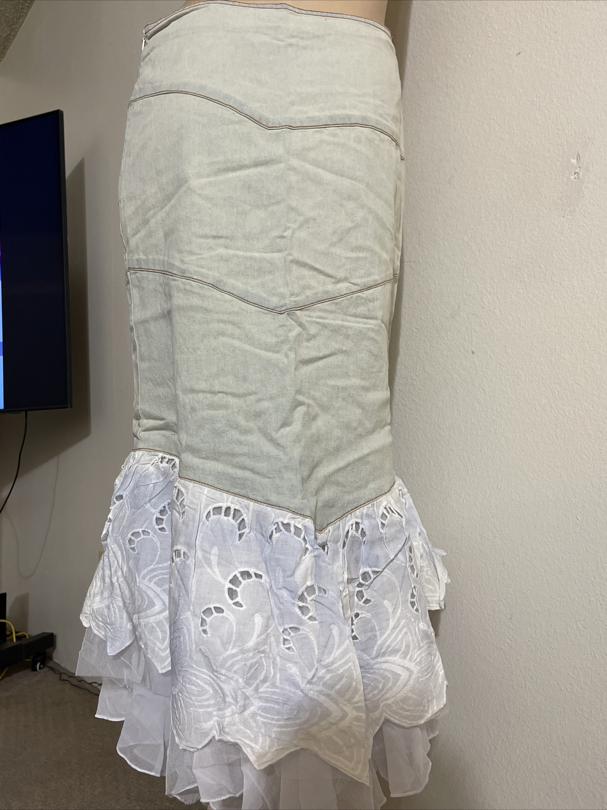 Light Blue Denim Cotton Beaded zipper Embroidered Size S(4-6) maxi Skirt 730