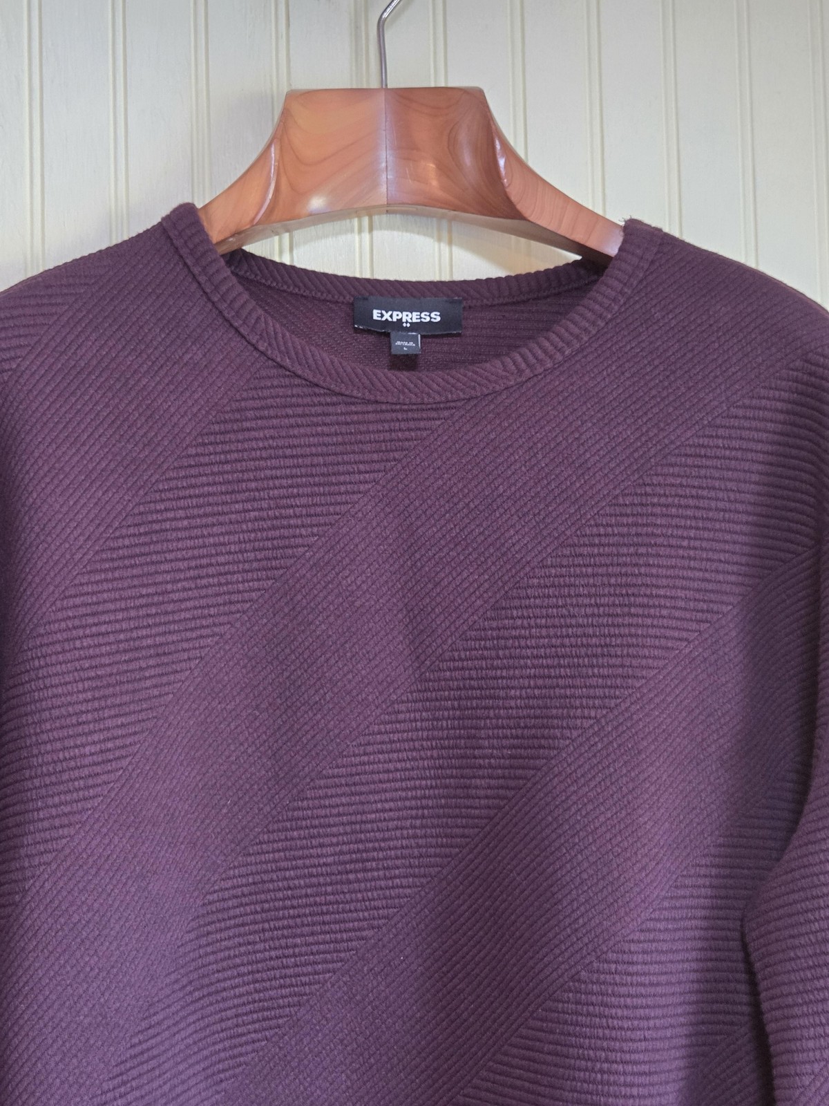 Express Sweatshirt Mens Large Purple Textured Crewneck Pullover Knit Casual Top