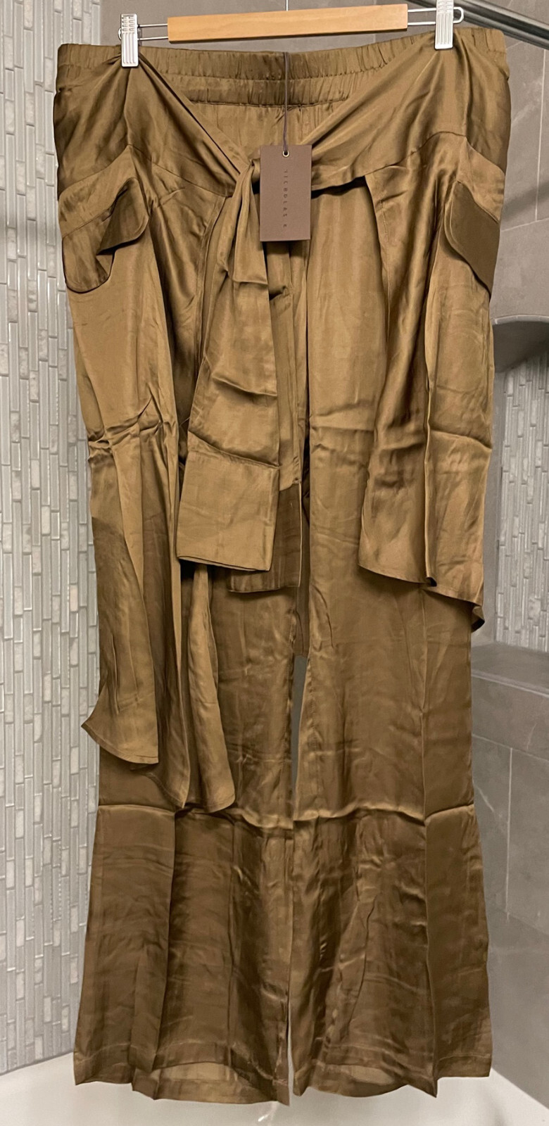 NWT $415 SoHo Designer Nicholas K Free People Mocha Satin Micah Pants Large L