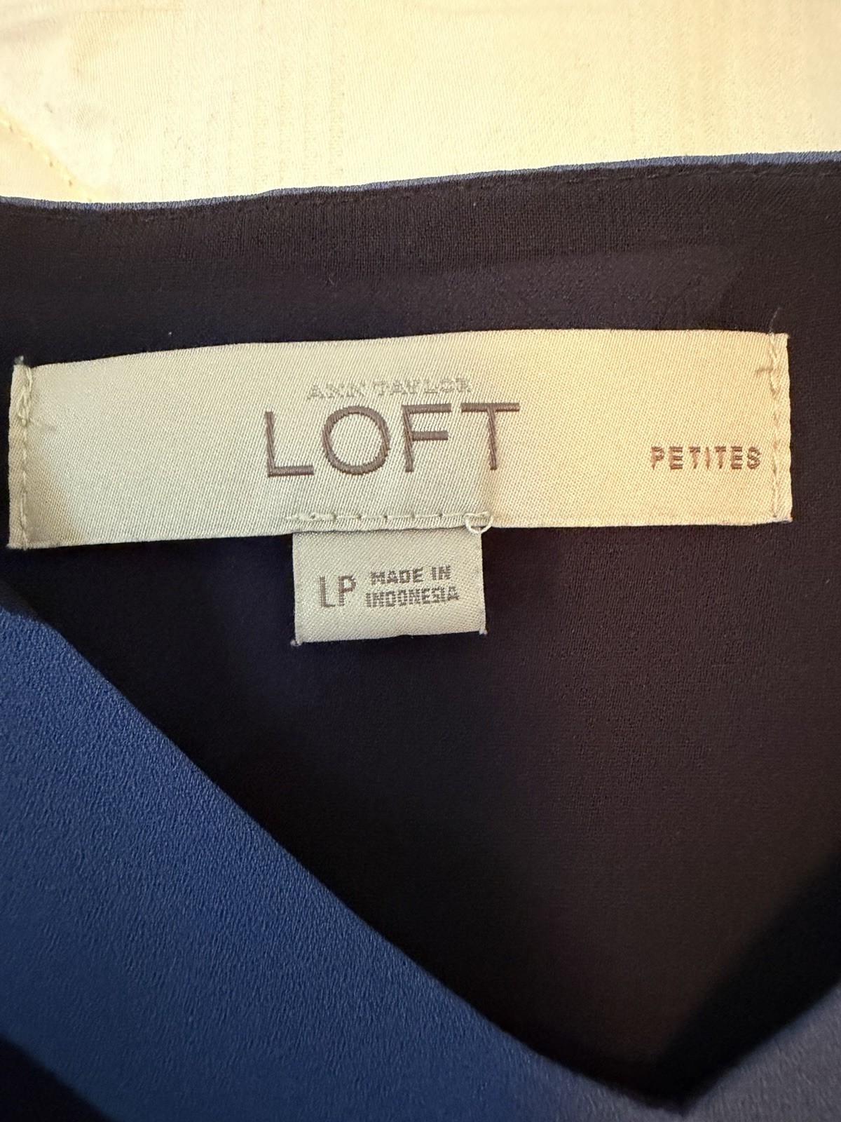LOFT Petites LP Blue Floral V-Neck Spaghetti Strap Top