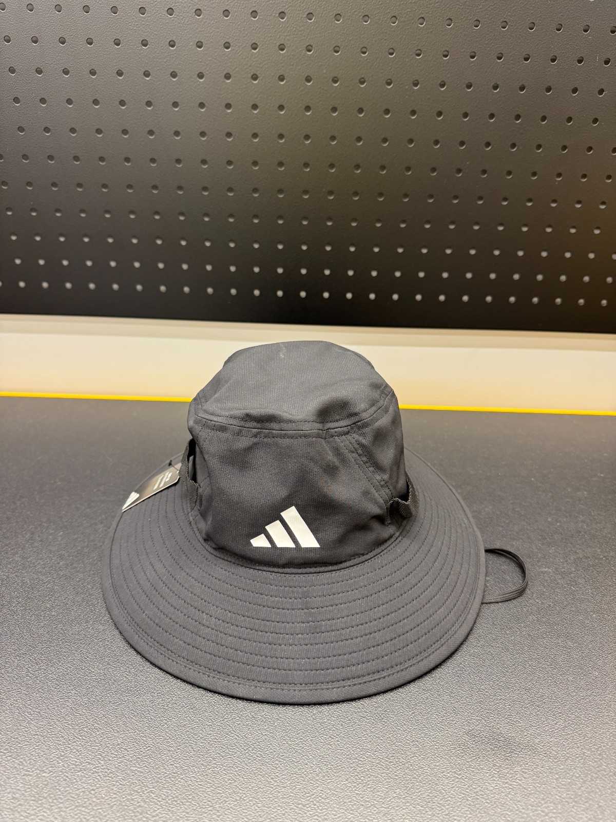 Adidas Unisex Victory Bucket Hat UPF 50+ Moisture-Wicking Adjustable Drawstring