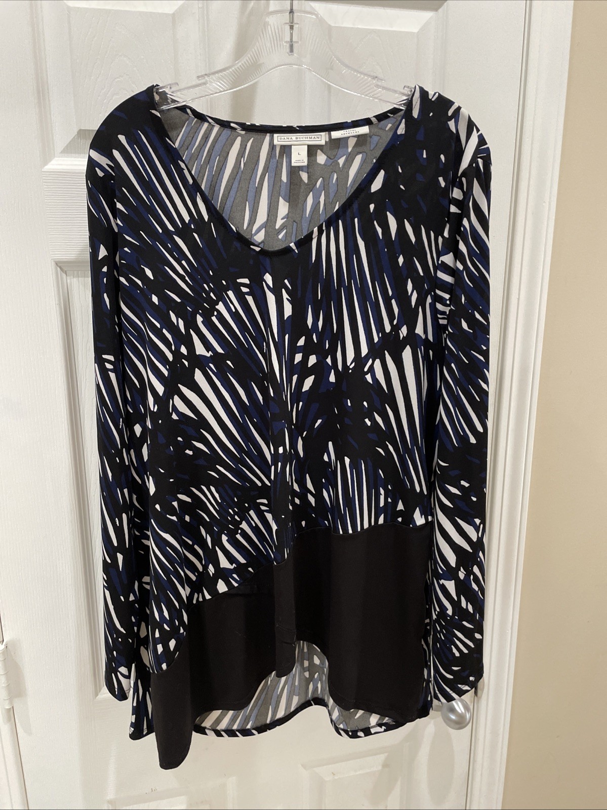 Dana Buchman Travel Anywhere Blue Black Gorgeous Long Sleeve Blouse SZ L
