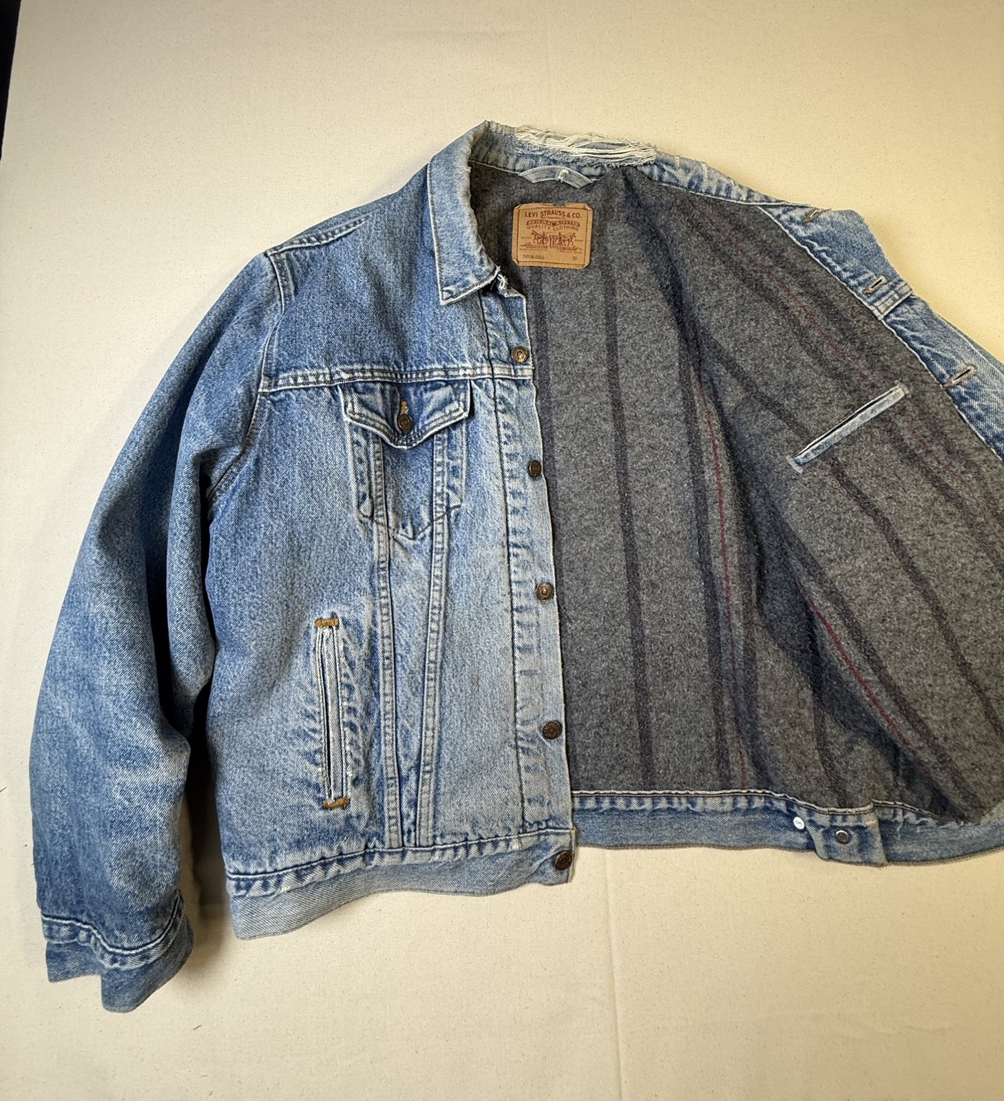 VTG 1980 Levis Type3 Trucker Jacket Mens sz 50 USA Made 70506 0316 blanket lined