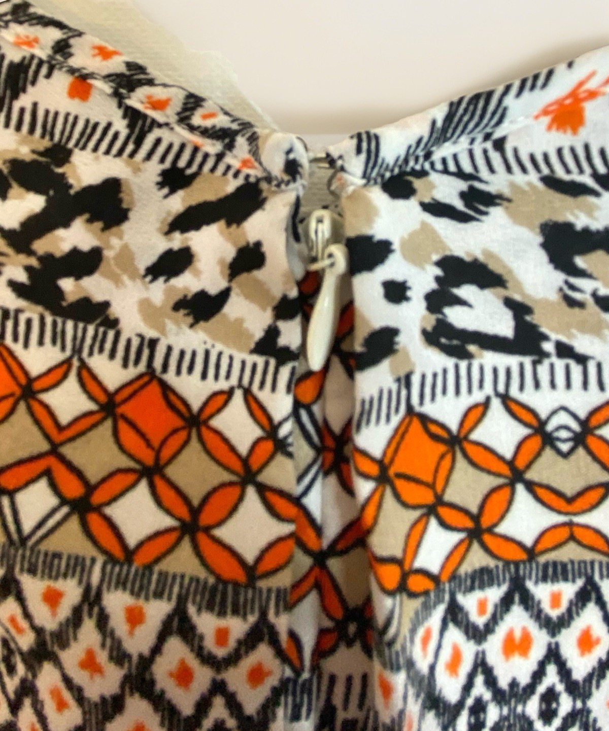 Valerie Stevens Cape Back Blouse L Orange Animal Geometric Mixed Print Layered